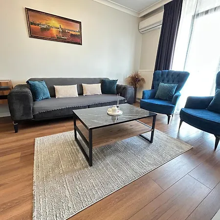 Roni Apartments, Close To The Metro And Parking Istanbulská provincie