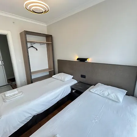 Roni Apartments, Close To The Metro And Parking Istanbulská provincie